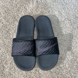 Nike slides